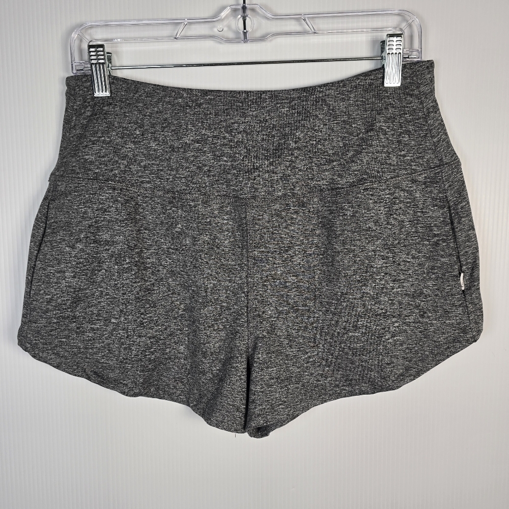 NWOT Feat Womens 2 Piece Lounge Set Heathered Grey Sweatshirt And Shorts Size S - Picture 12 of 16